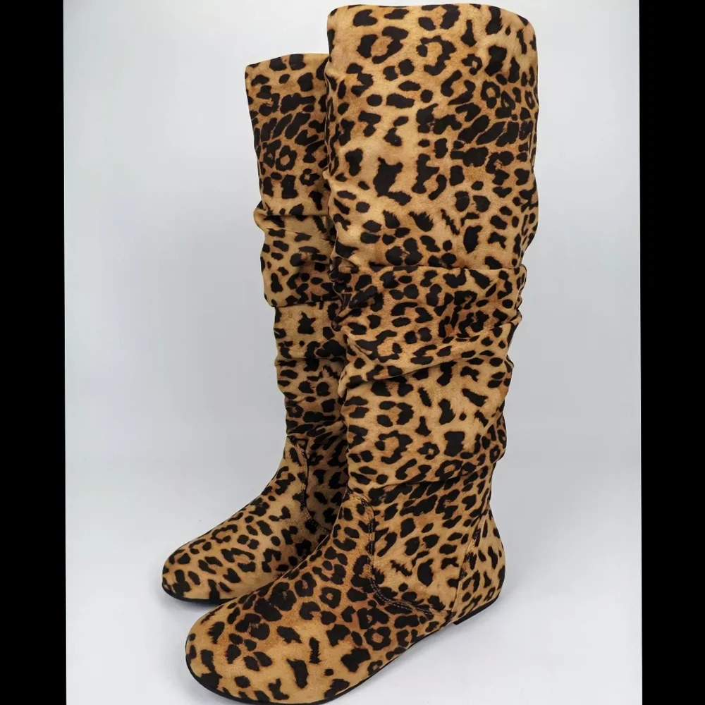 Soda Slouchy Animal Print Bohemian Relaxed Round Toe Knee High Boot (NWT)
